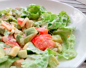 Salada de Alface e Abacate